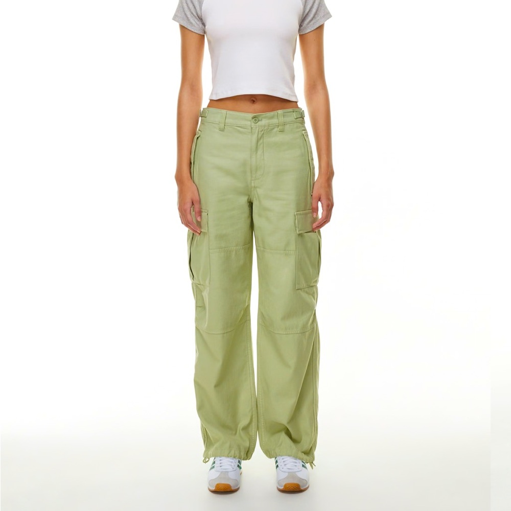 TNA Cargo Pants in dark green